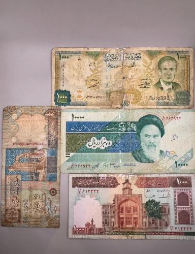 4 قطع عملات متنوعة D72