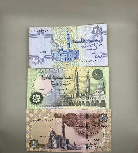 3 قطع عملات مصر متنوعة E47