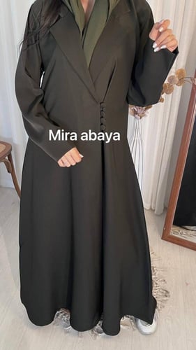 عبايه ملكي فاخر بألوانها