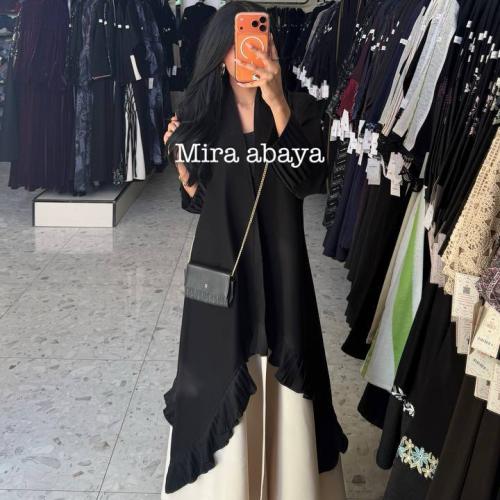 عبايه مالكه