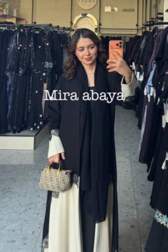 عبايه مالكه كسرات