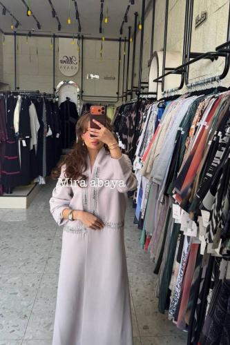 Mila abaya