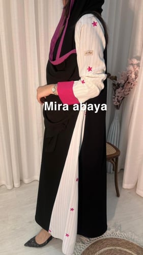 عباية الورود تطريز