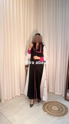 عباية الورود تطريز