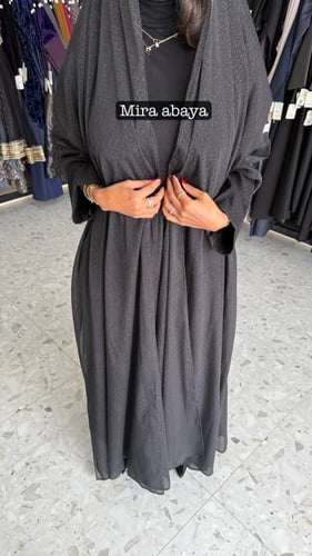 عبايه حور لماعي