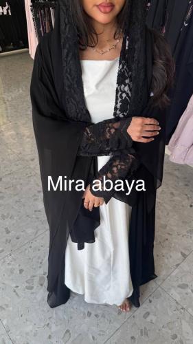 بشت سكره دانتيل