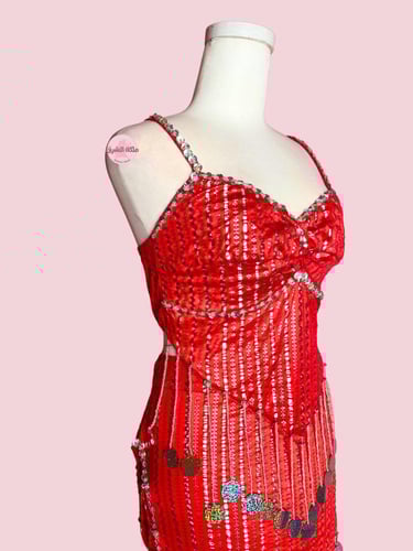 بدلة رقص الملكة ملبن