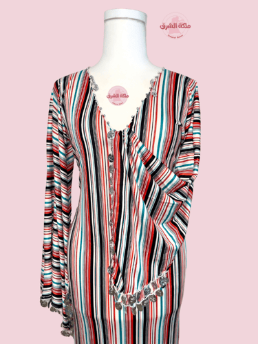 بدلة رقص الملكة نيسو