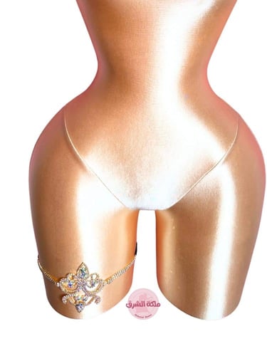 ربطة فخذ الملكة جواهر