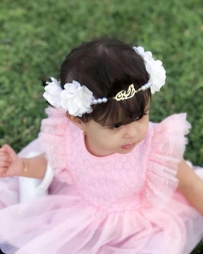 Elegance and beauty of children's headbands with n...