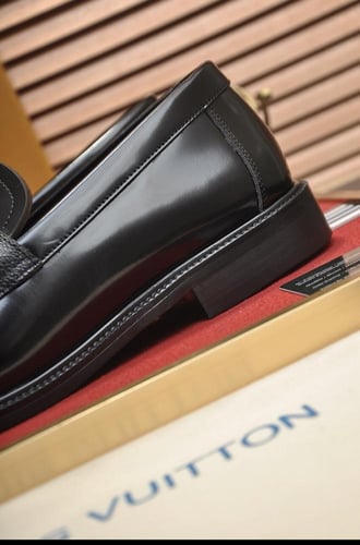 حذاء رسمي " لويس ڤيتون " رجالي