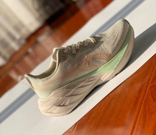 حذاء "Asics " للجنسين