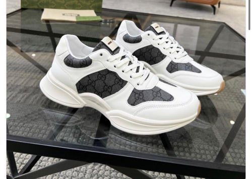 حذاء رجالي من " Gucci"