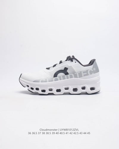 حذاء رياضي رجالي ماركة " on Running "