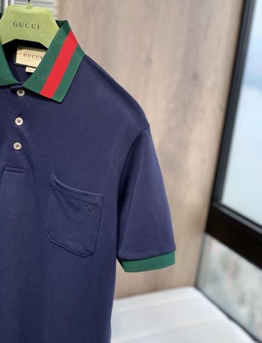 تيشيرت " قوتشي " للرجال