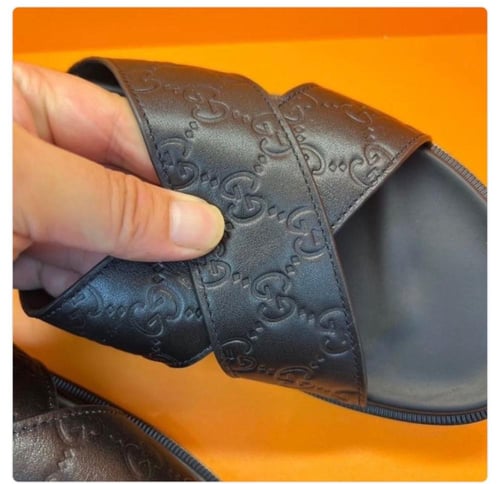 سليبر رجالي من " قوتشي"