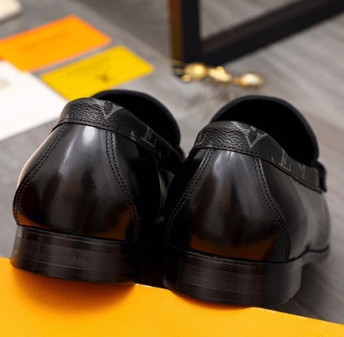 حذاء رسمي رجالي " لويس ڤيتون"