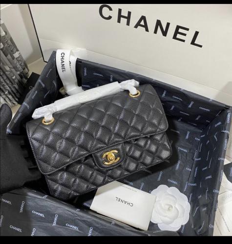 شنطة " شانيل" للنساء