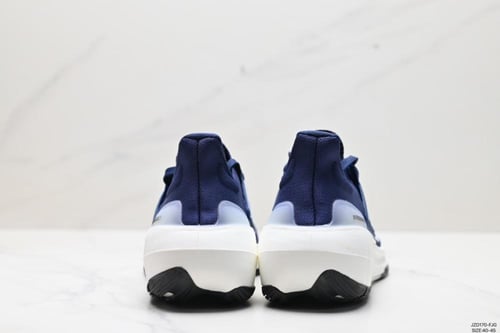 حذاء رياضي رجالي "Adidas Ultra-boost OG"