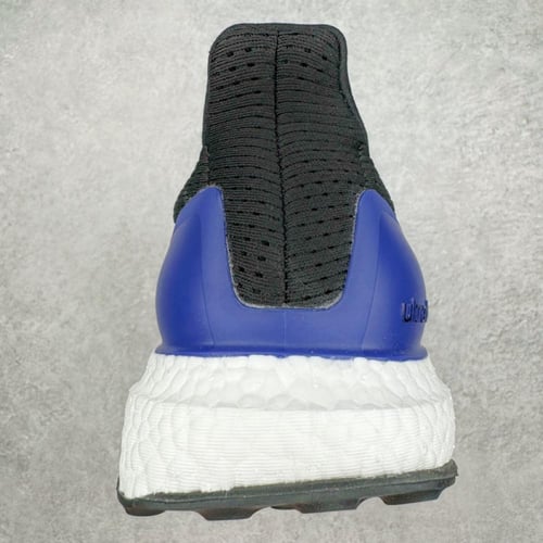 حذاء رياضي رجالي "Adidas Ultra-boost OG"