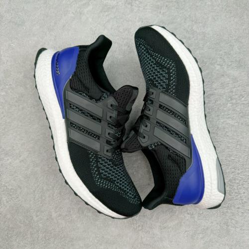 حذاء رياضي رجالي "Adidas Ultra-boost OG"