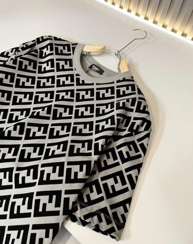 تيشيرت " فيندي " رجالي