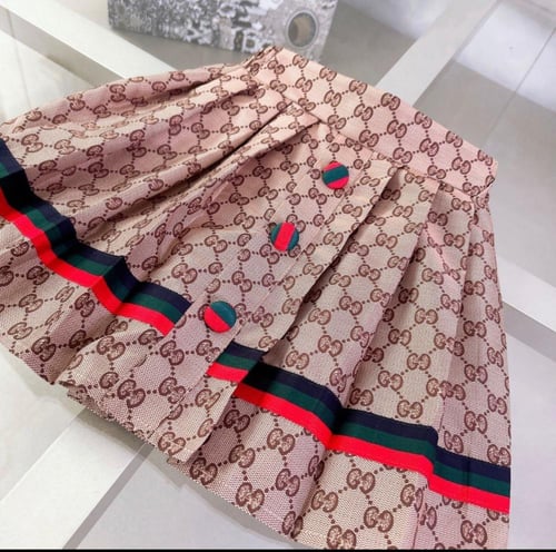 طقم " قوتشي " للاطفال