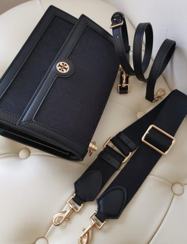 شنطة " توري بورش" نسائية