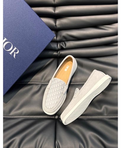 حذاء رسمي رجالي من "ديور"