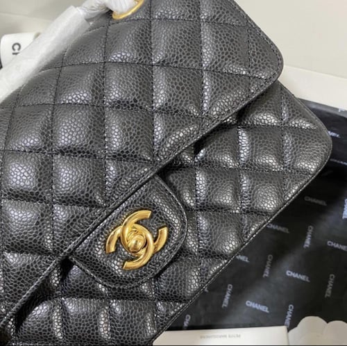 شنطة " شانيل" للنساء