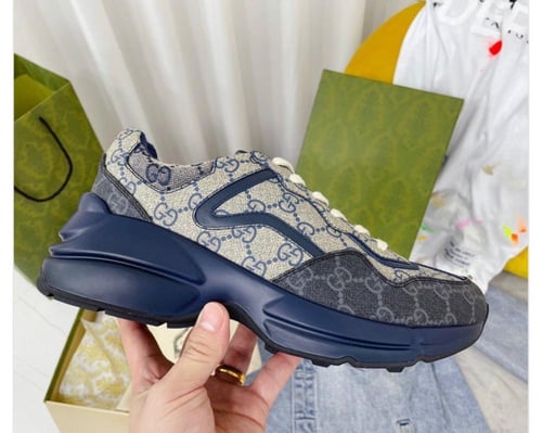 حذاء رجالي من " Gucci "