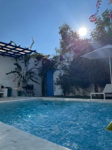 شاليهات ميكونوس-قسيمة حجز A