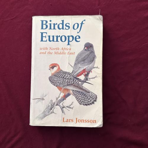 A574k Birds of Europe with North Africa and the Middle East