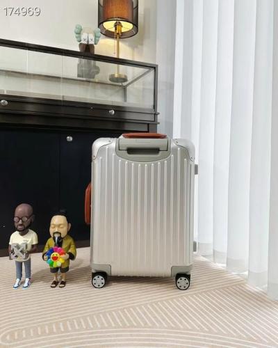 ريموا حقيبة سفر carry-on S