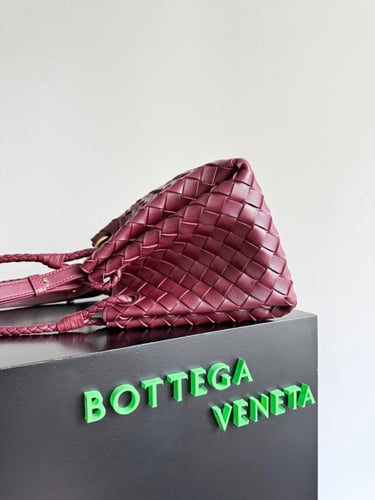 بوتيغا - باراشوت