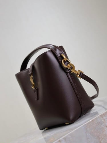 سان لوران - باكيت "لو 37"