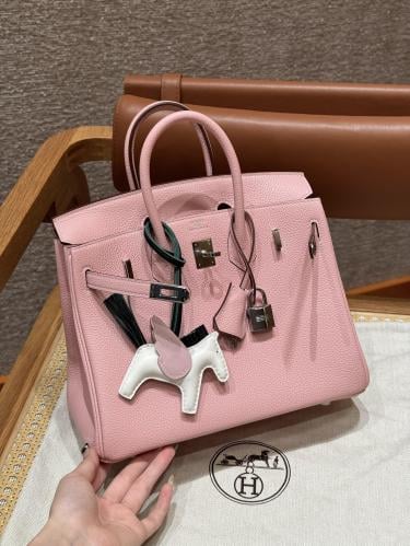 شنطة بيركن اللون وردي جلد بقر مستورد من فرنسا