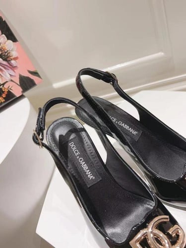 دولتشي اند قابانا