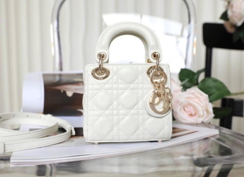 ليدي ديور مايكرو