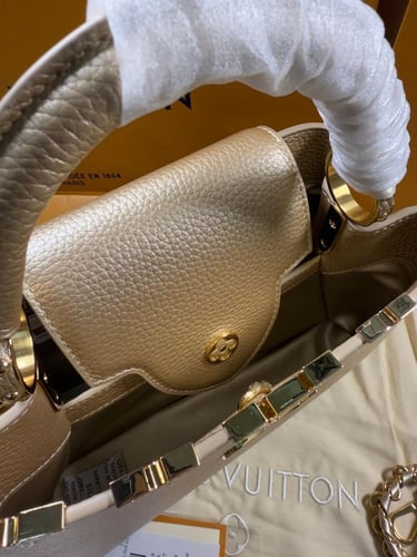 ال في - كابوسين اللون ذهبي