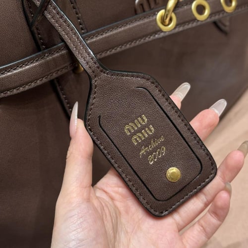 شنطة ميو ميو