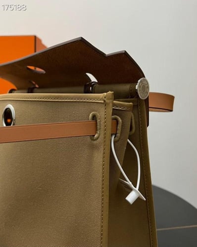 هيرميز - هيرباق zip 31cm