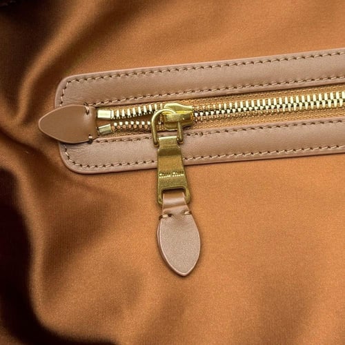 ميو ميو - Miu Miu Beau"