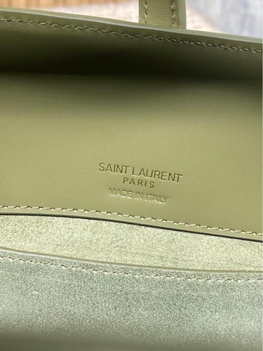 سان لوران - باكيت "لو 37"