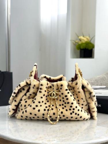 شانيل - Chanel 25 Mini Handbag