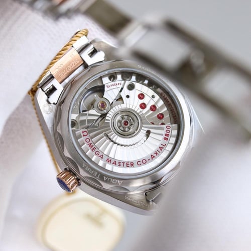 ساعة اوميقا ( يتوفر أكثر من شكل )