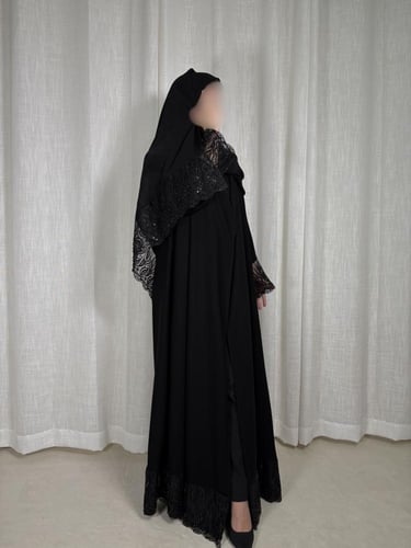 عباية رهف كريب اسود بتدخيل تطريز انيق