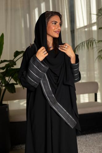 زهر عباية عملية يومية بقصة مميزة الخامة كريب ملكي...