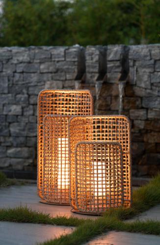 CAHAYA OUTDOOR LED PARTITION S