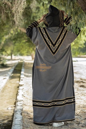 فروه خط عربي لونين الجوخ خيوط الفضه